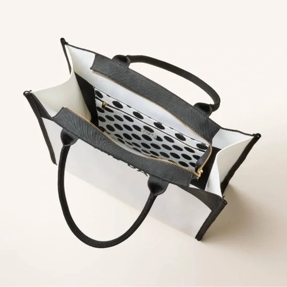 Black and White Tote Bag - Picture 4 of 4